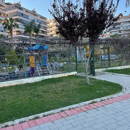 Riverside Αλάνια